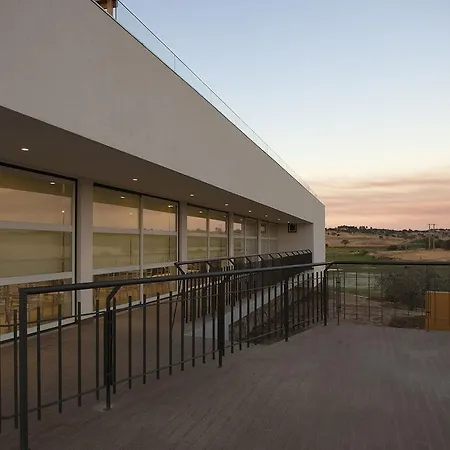 Herdade Da Urgueira Vale de Pousadas