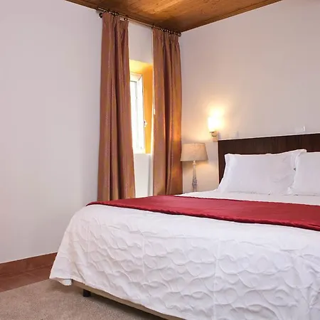 Alloggio per agriturismo Herdade Da Urgueira Vale de Pousadas