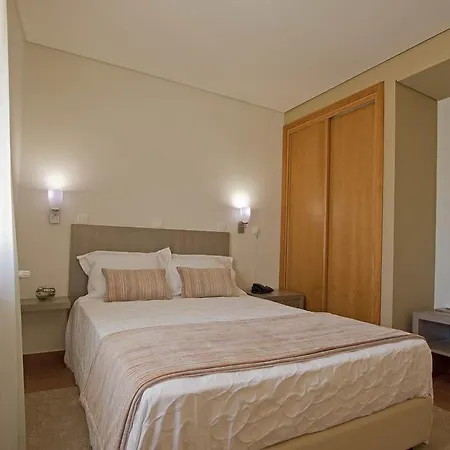 Κατάλυμα σε φάρμα Herdade Da Urgueira Vale de Pousadas