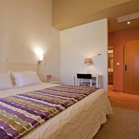 Alloggio per agriturismo Herdade Da Urgueira *