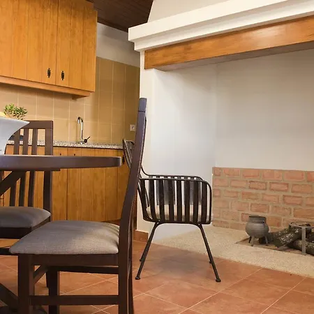 Κατάλυμα σε φάρμα Herdade Da Urgueira Vale de Pousadas