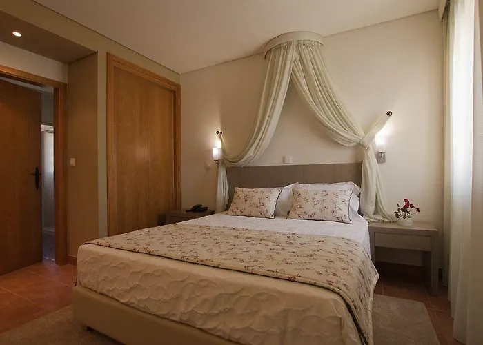 Herdade Da Urgueira * Vale de Pousadas