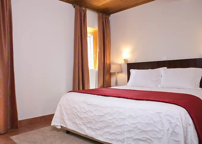 Alojamento de Turismo Rural Herdade Da Urgueira Vale de Pousadas